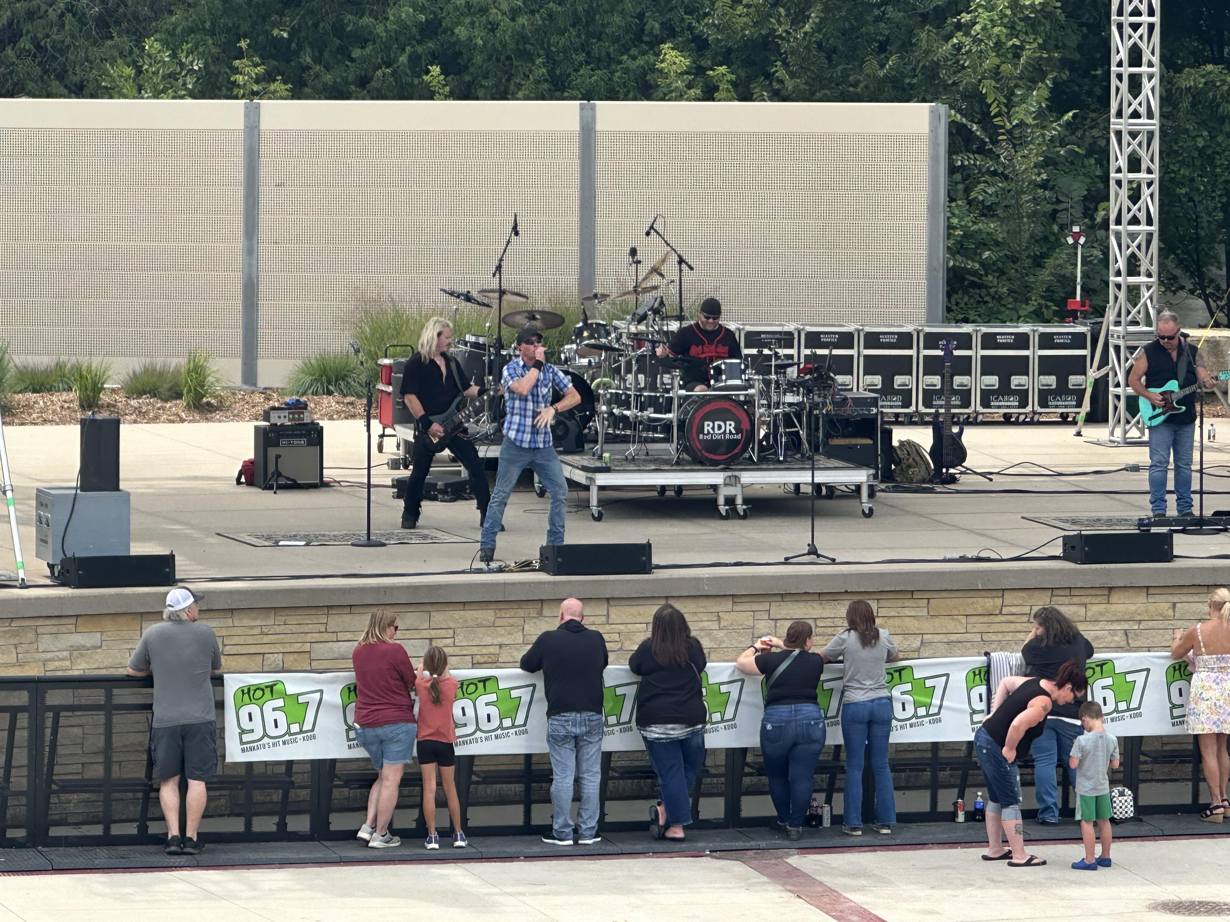 Red Dirt Road Live