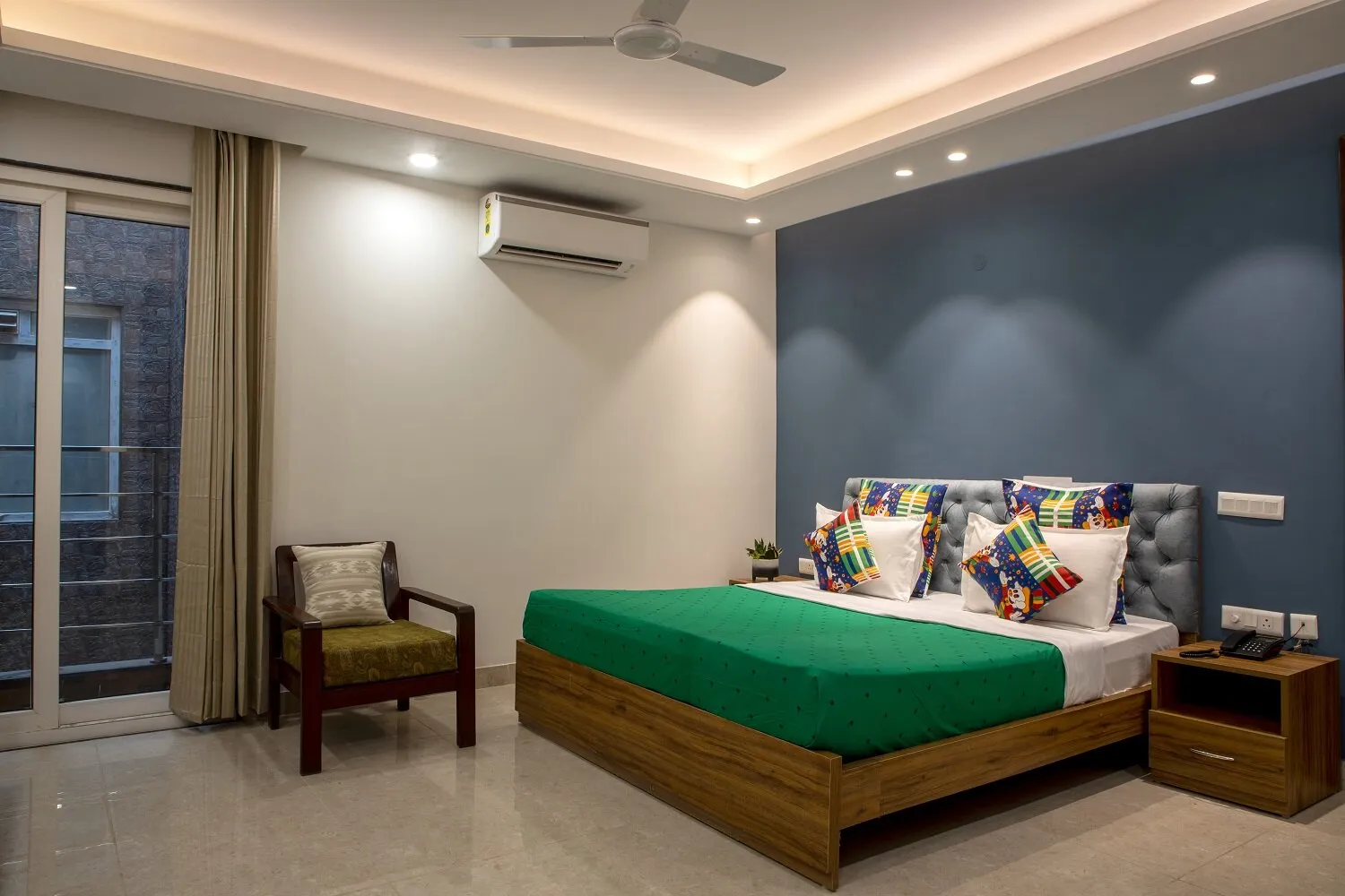 Executive studio apartment (MG)
