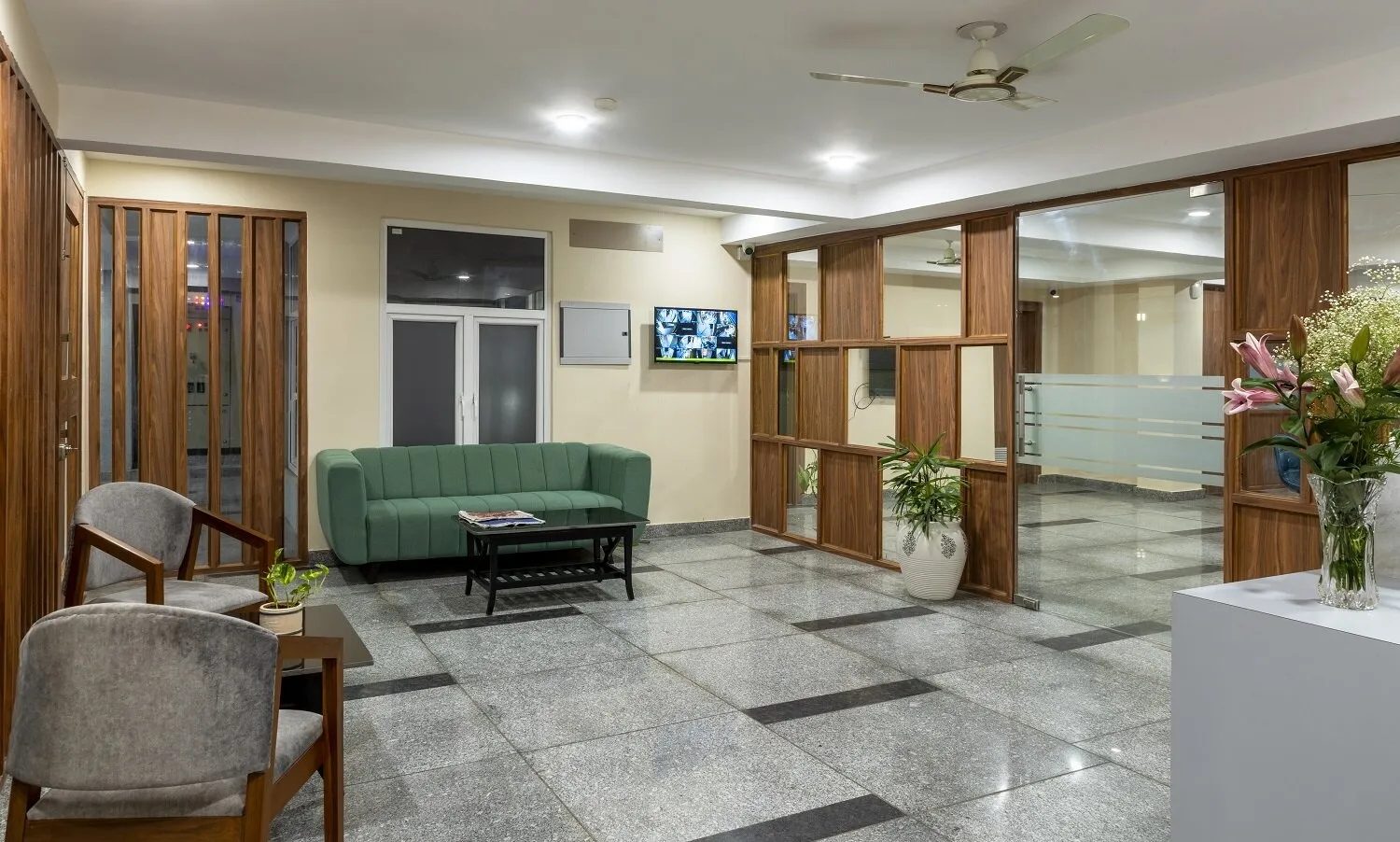 Reception area of the front desk of the property near dlf cyber city