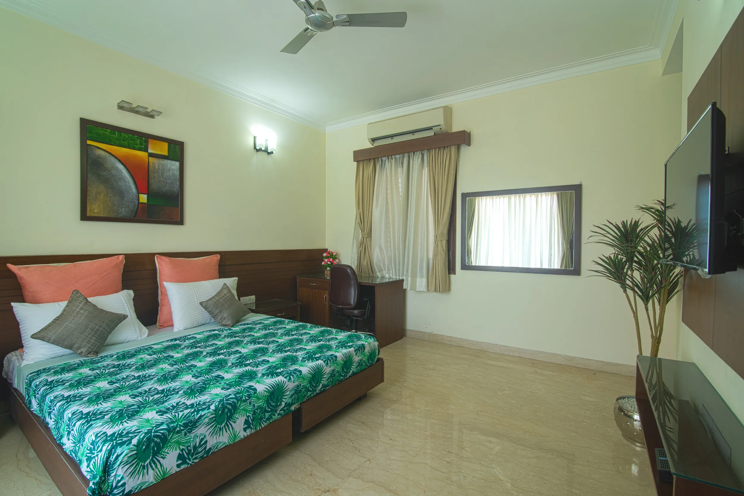3 BHK suited to large families in Gurgaon - Cross section view of the one of the bedrooms in the serviced 3 BHK suitable for families