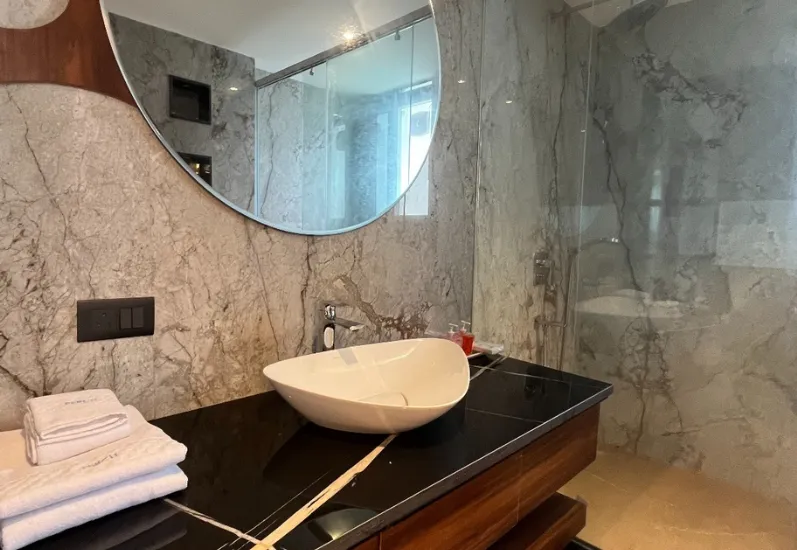 Hotel in Gurgaon