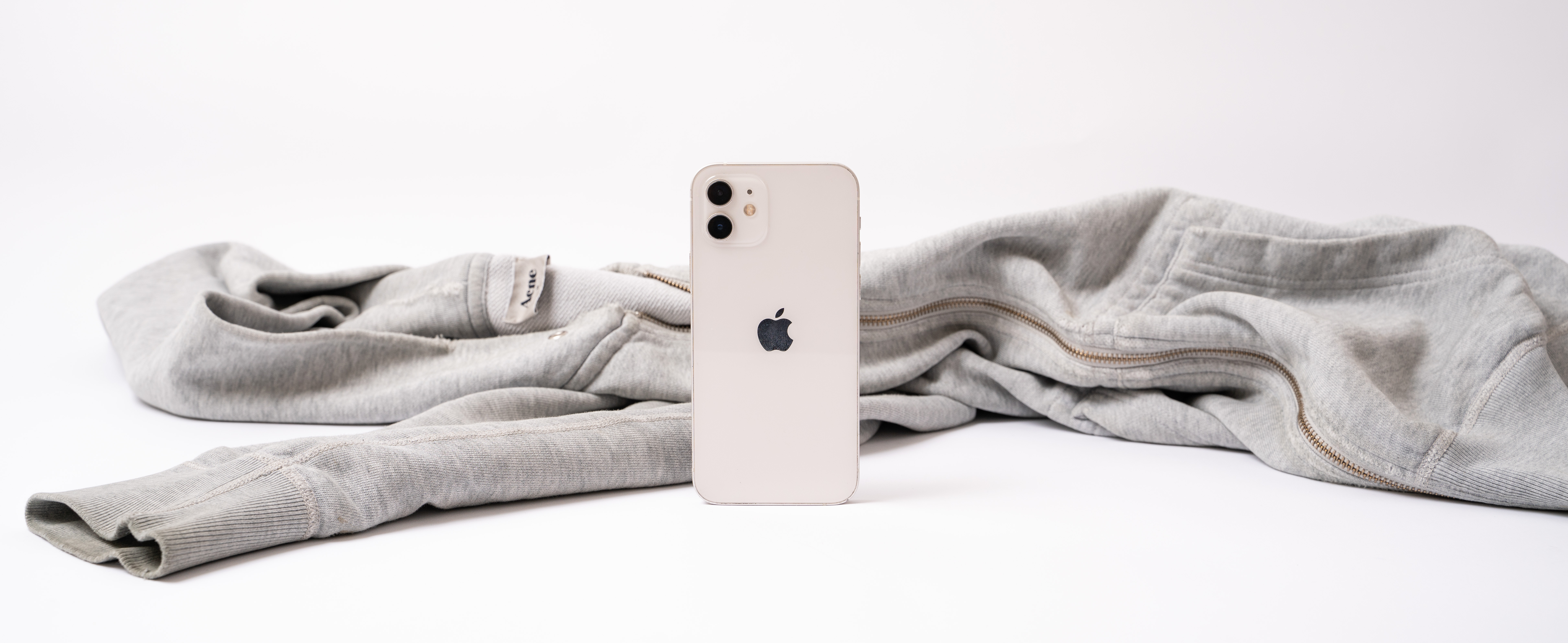 How To Take Product Style Photos On An iPhone - An Archivists Guide