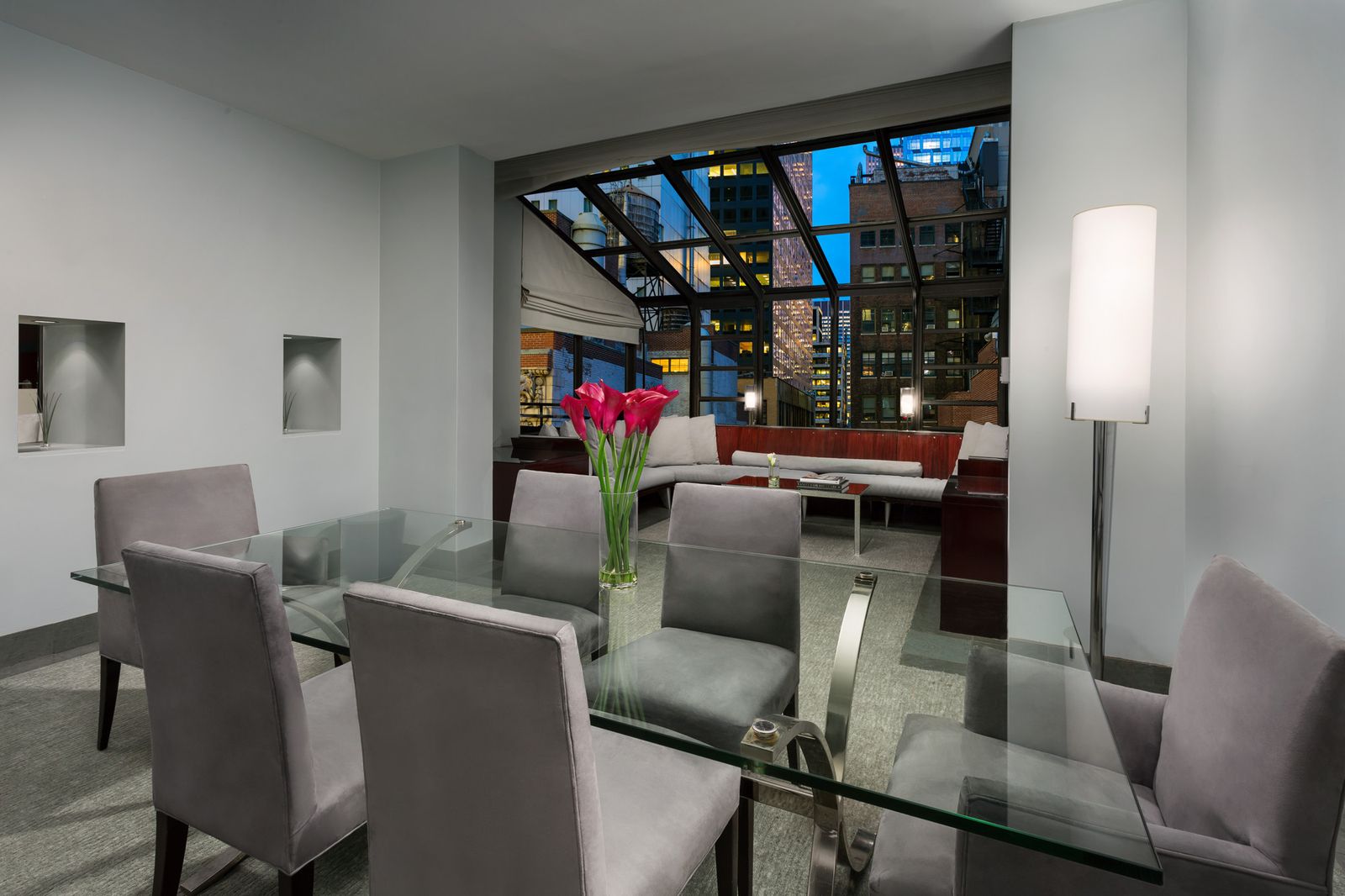 Curated visual reference: Penthouse Accommodations Riverview Loft Manhattan Reference: Boutique Hotels In Manhattan Nyc