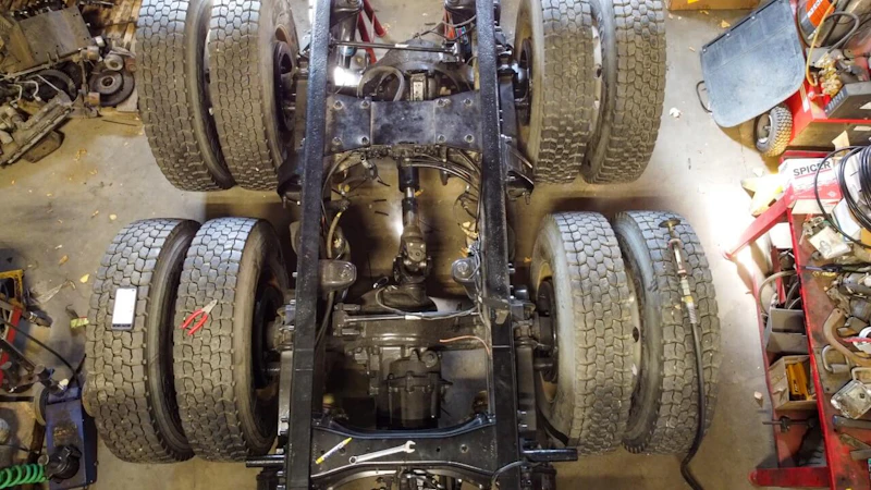 truck suspension top view
