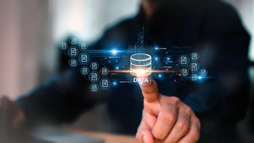 Eakrin_Rasadonyindee-database-connections-shutterstock