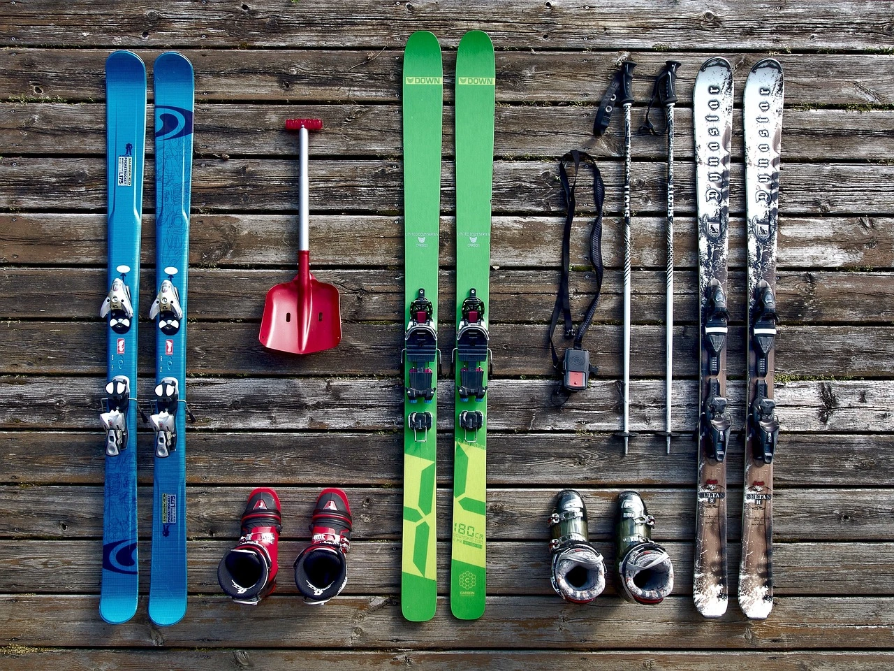 Luxury Ski Gear Deals: Discover Premium Skis, Boots and Designer Outerwear