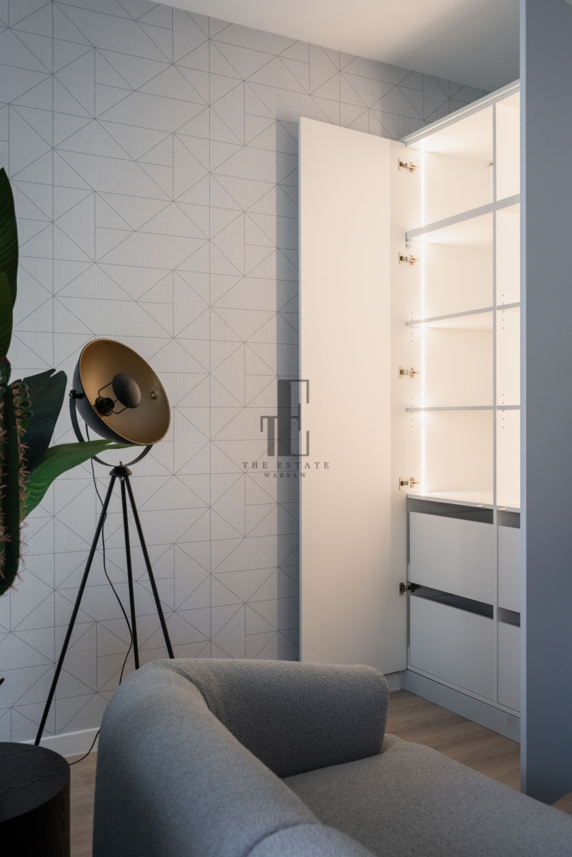 TOWAROWA TOWERS | STUDIO | METRO | KLIMATYZACJA