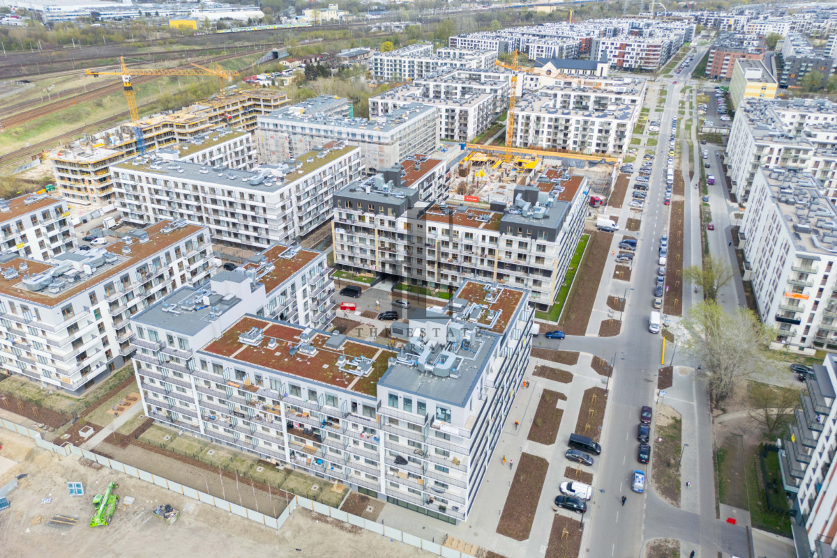 4-pok. z balkonem – Metro Art, Żupnicza