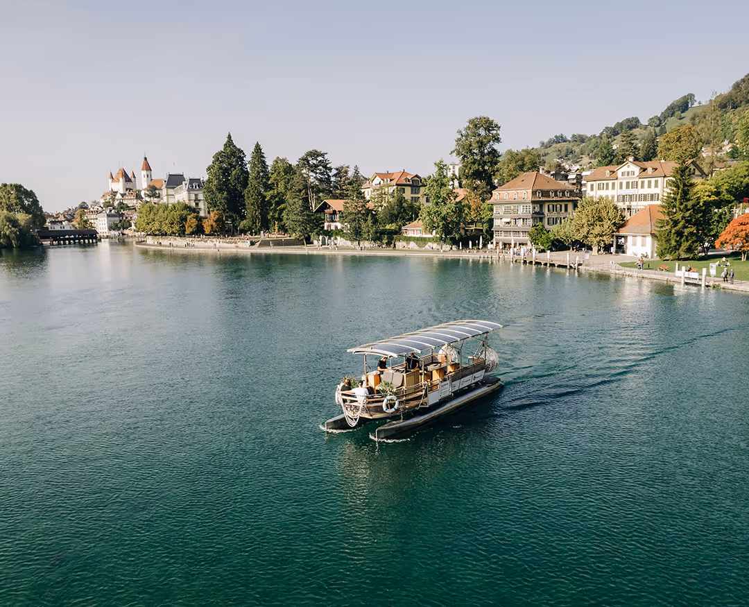 Solar-powered boat on Lake Thun
