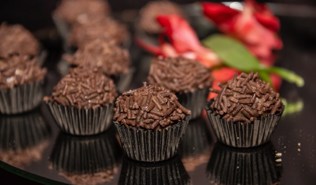 preparing-gianduja-filling
