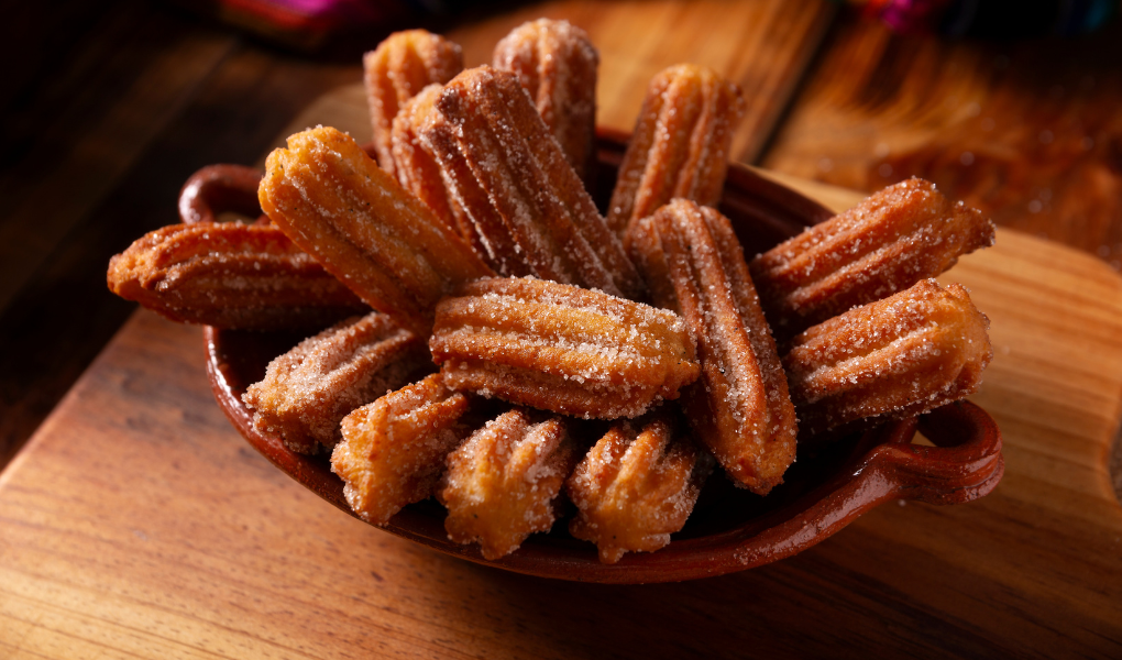 spanish-pastry-churros-ensaimada
