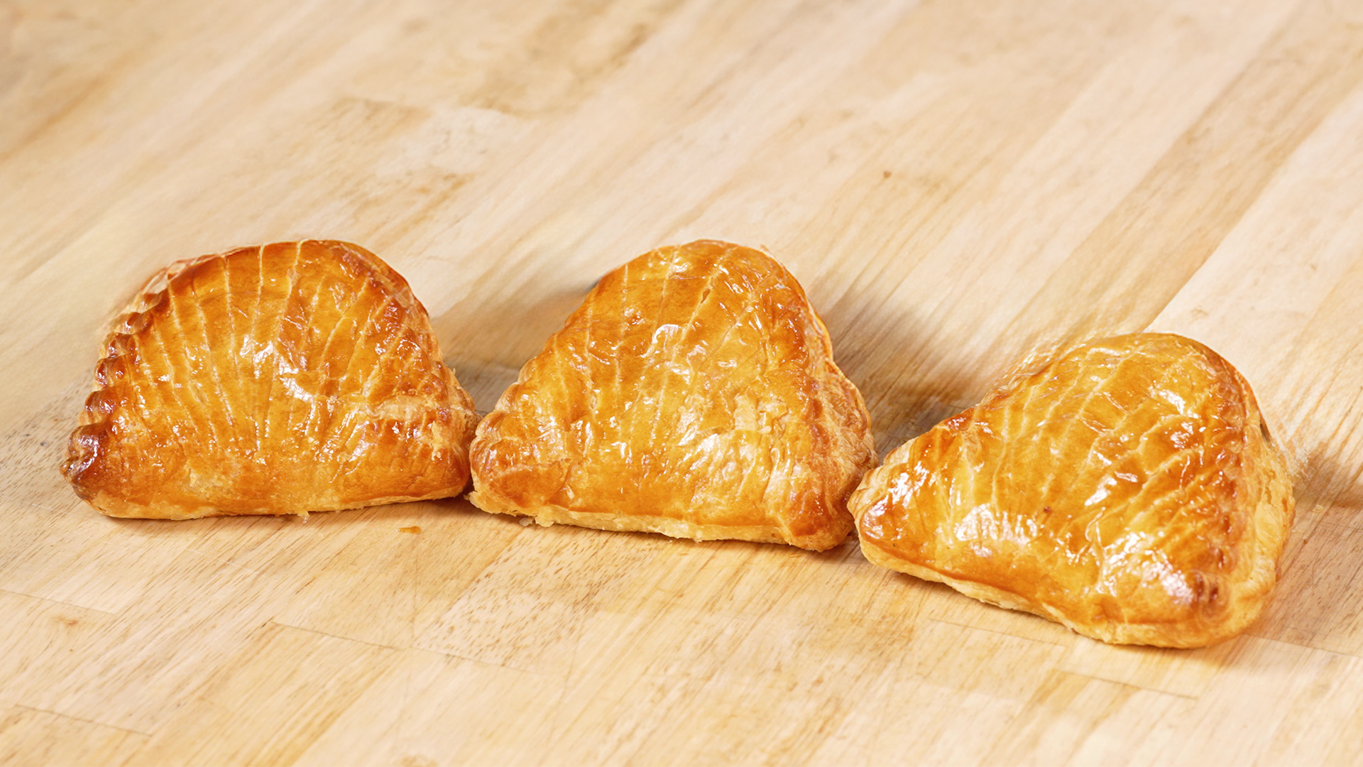 Chausson aux pommes (apple turnover)