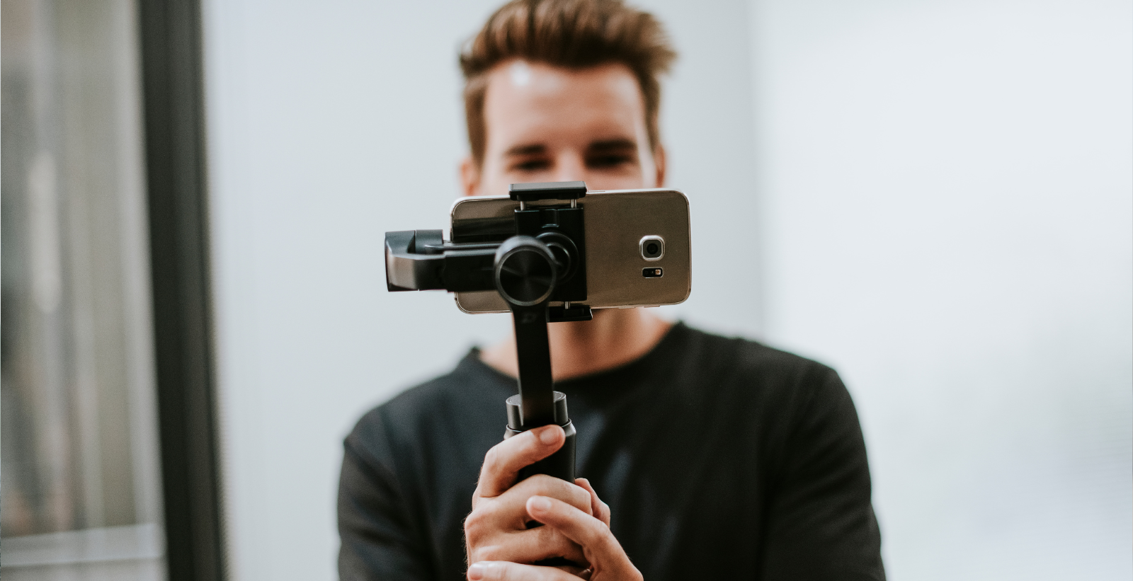 How to Build a Personal Brand That Attracts Paid Collaborations