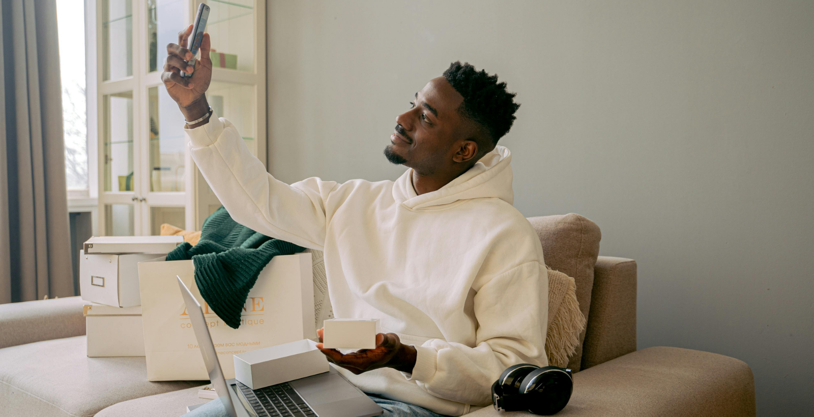 Everything You Need to Know About Collaborating with UGC Creators and Influencers