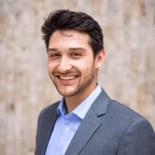 Picture of Everett Knudsen