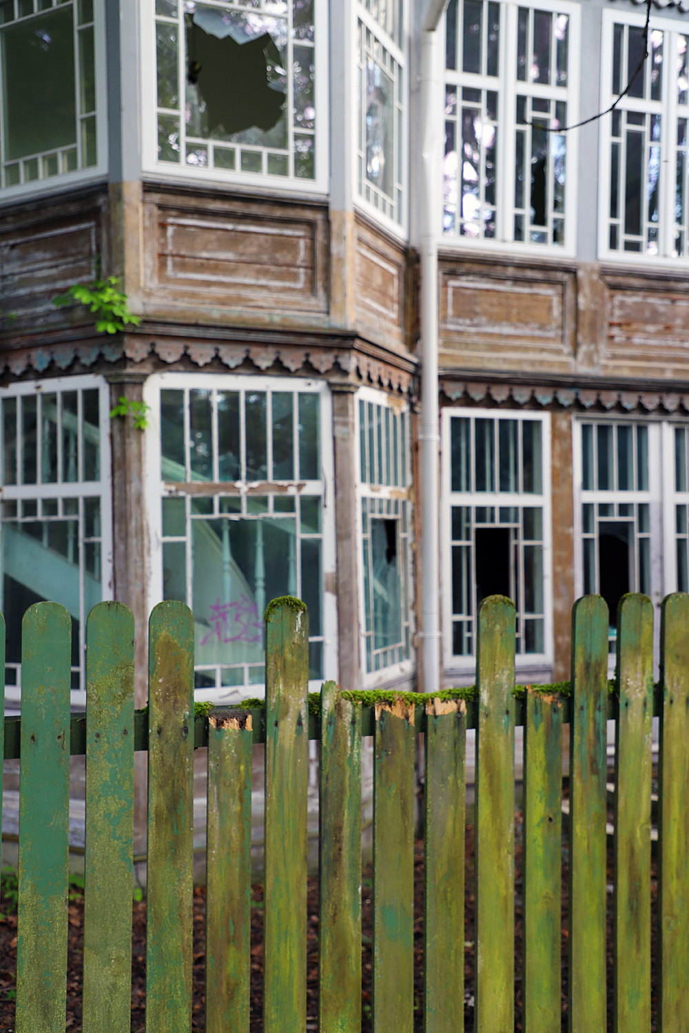 $* Empty Ruins* Jūrmala, 2025