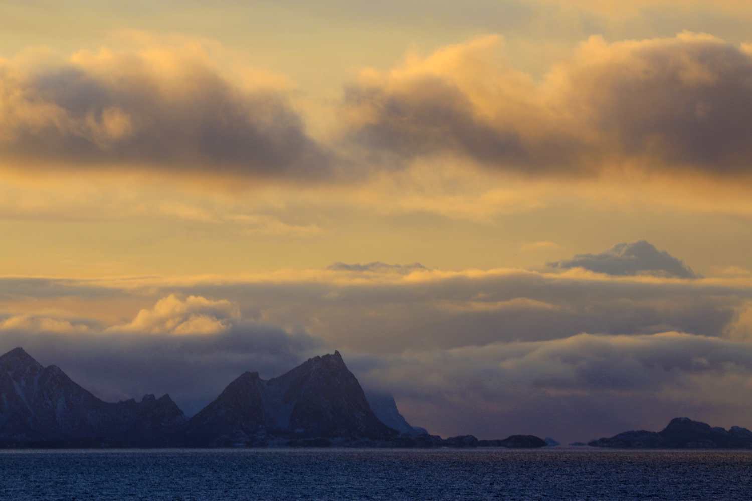 $*Bilskírnir* Vestfjorden, 2025