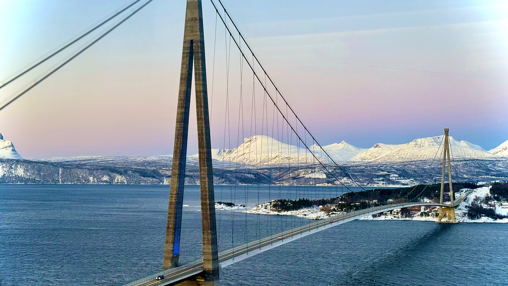 $*Hålogalandsbrua* Narvik, 2025