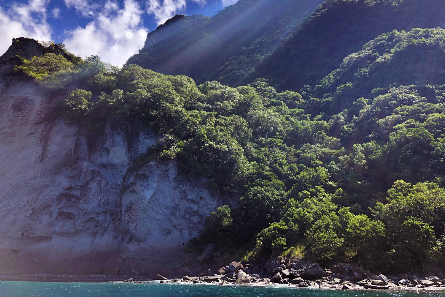 $*SUN BEAM BAY* Soufriere, 2018