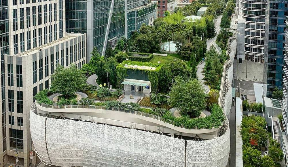 Salesforce Park picnic spot sf