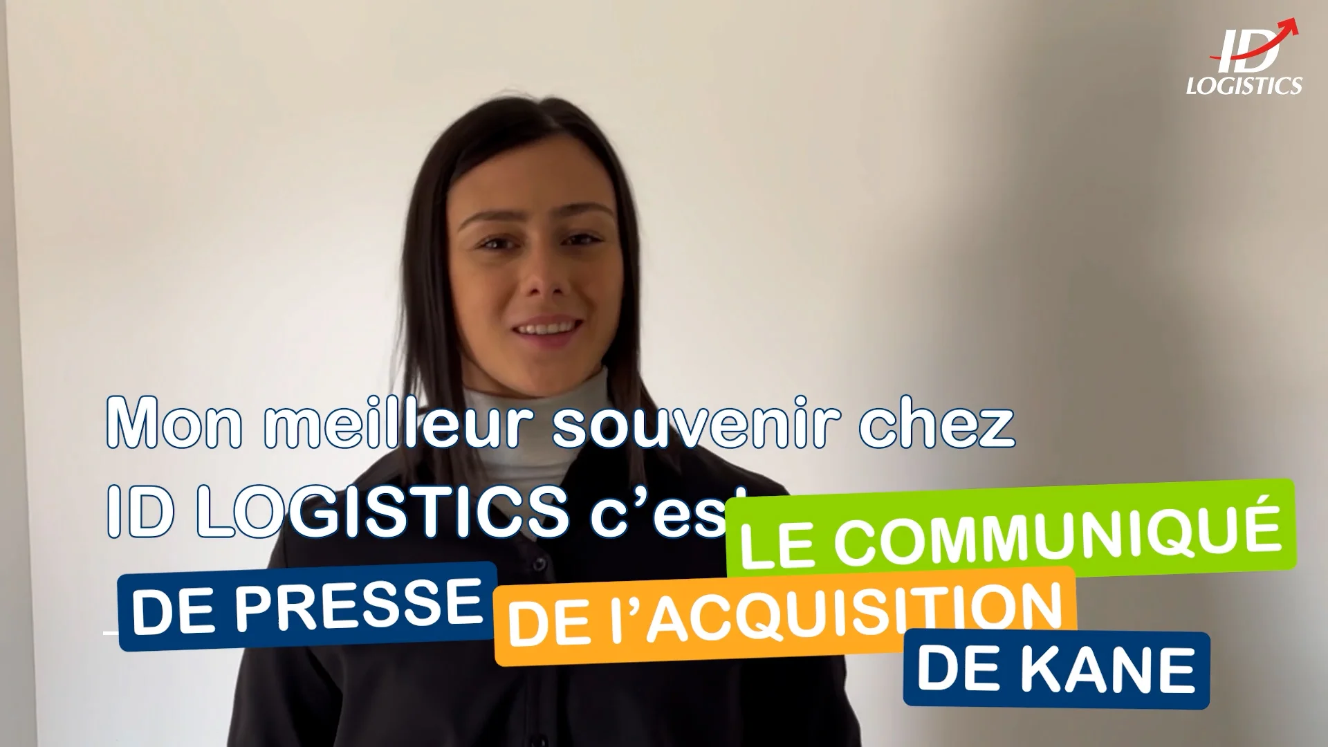 Pour un rendu authentique et pallier les contraintes logistiques (collaborateurs sur des lieux géographiques éloignés par exemple), chaque alternant s’est filmé avec son smartphone en répondant à une série de questions sur leur expérience chez ID Logistics, mais également sur leur passion afin d’apporter de l’originalité au rendu.