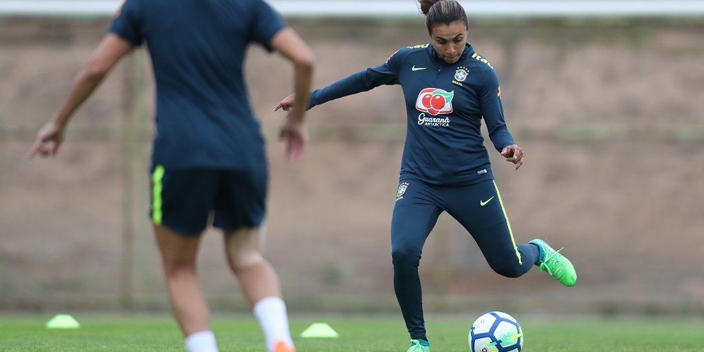 Com Marta e Cristiane, Seleção Brasileira chega a Viamão nesta terça para  período de treinamentos | GZH