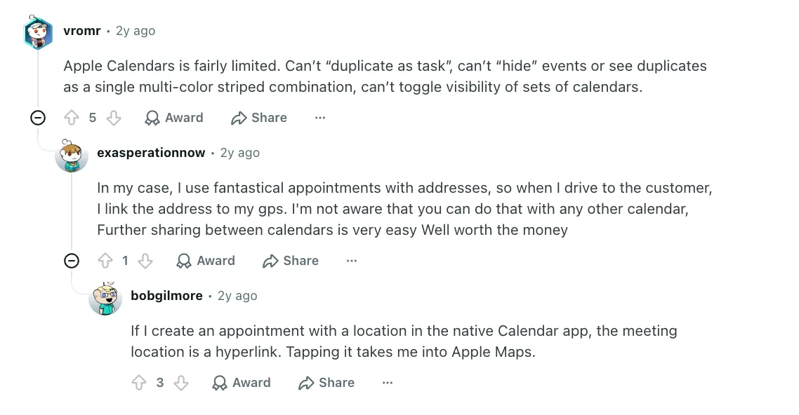 Reddit thread screenshot comparing Apple Calendar and Fantastical features.