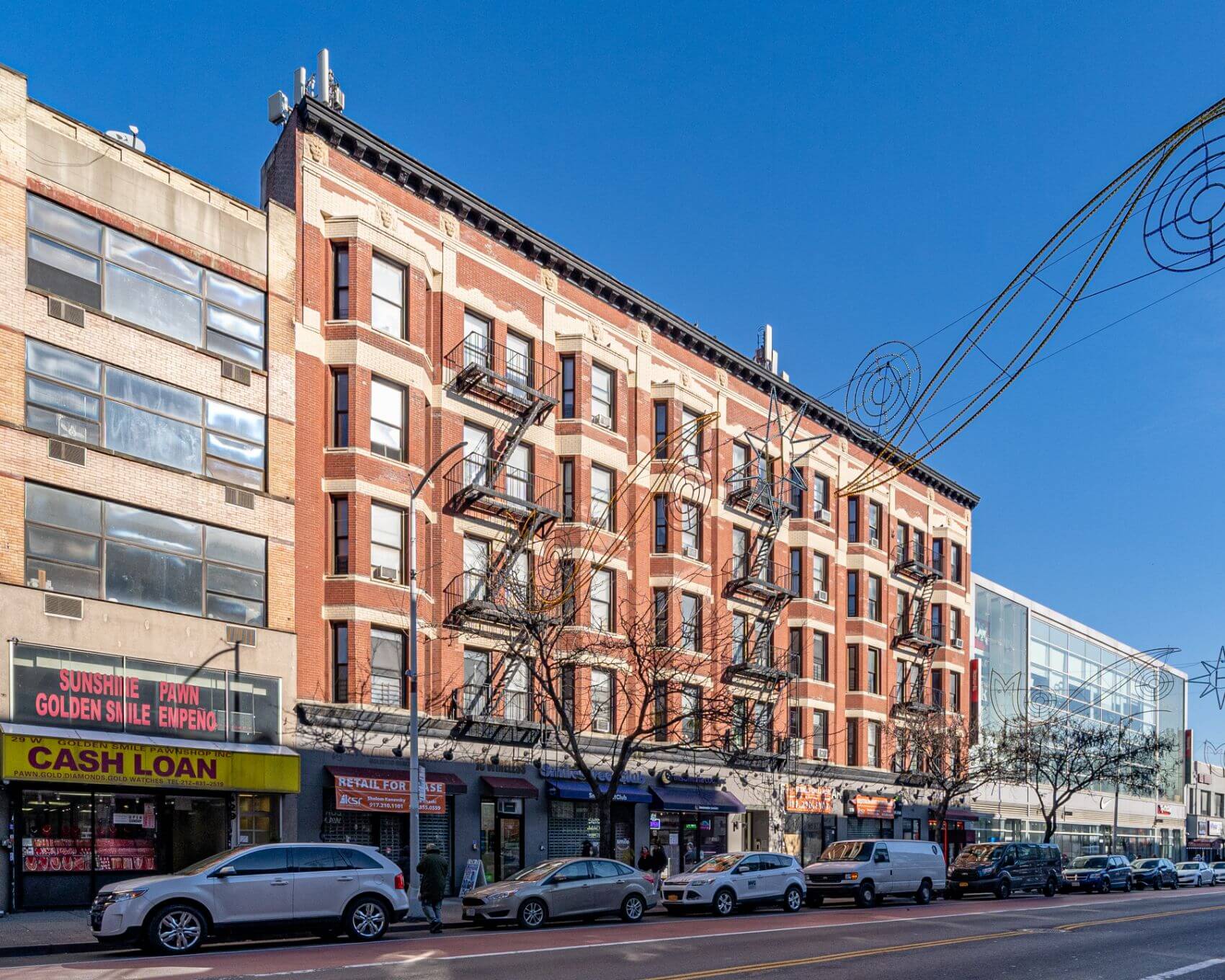 Angled view of 17 West 125th Street Manhattan apartments - Summit USA