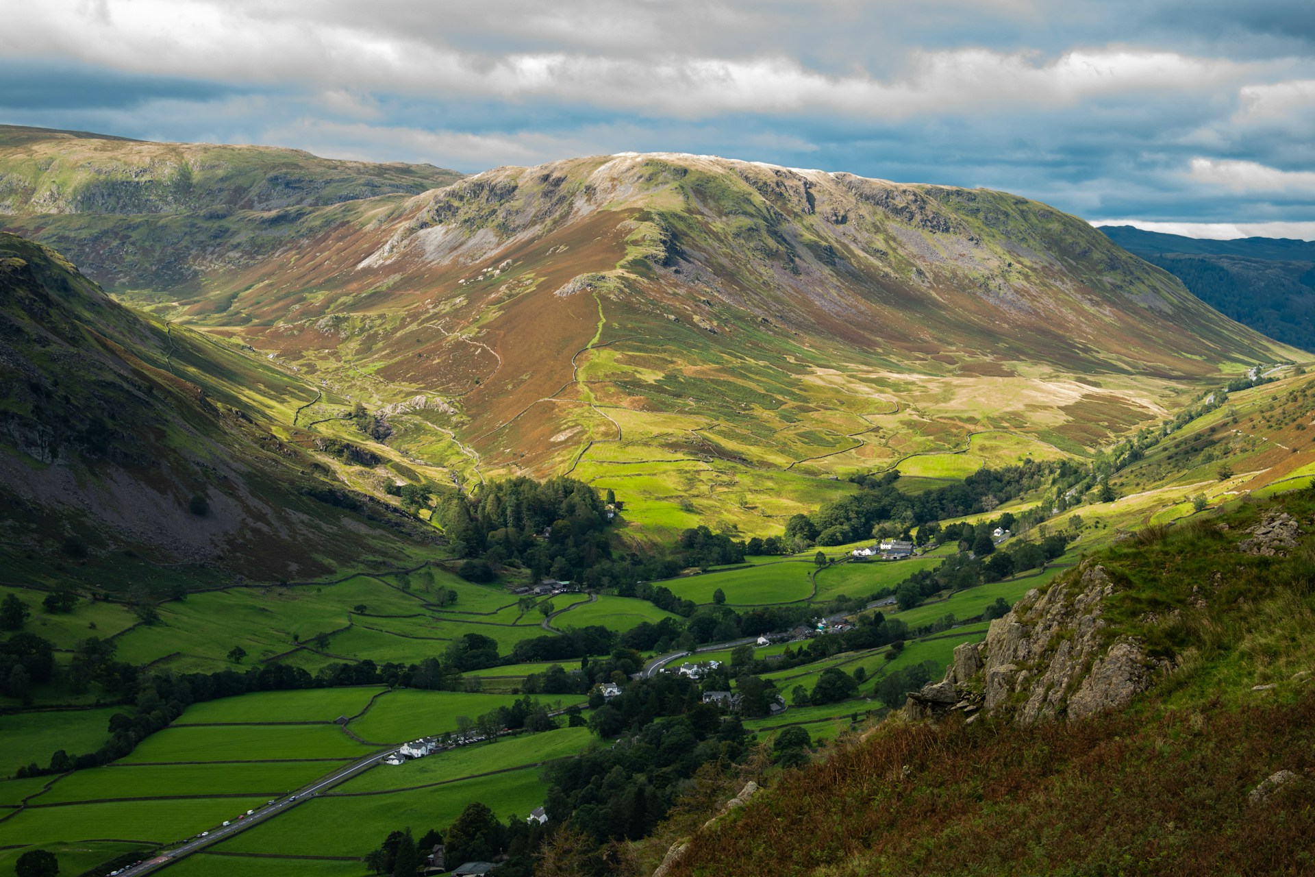 Bag 3 Wainwrights in One Day: Loughrigg, Silver How & Helm Crag