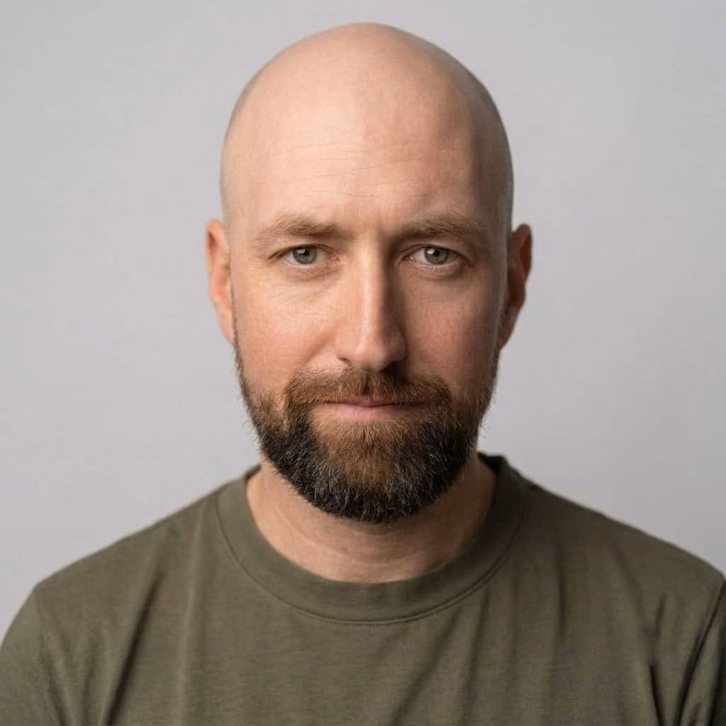 Alex aus dem Teeberg-Team für IT und Sicherheit