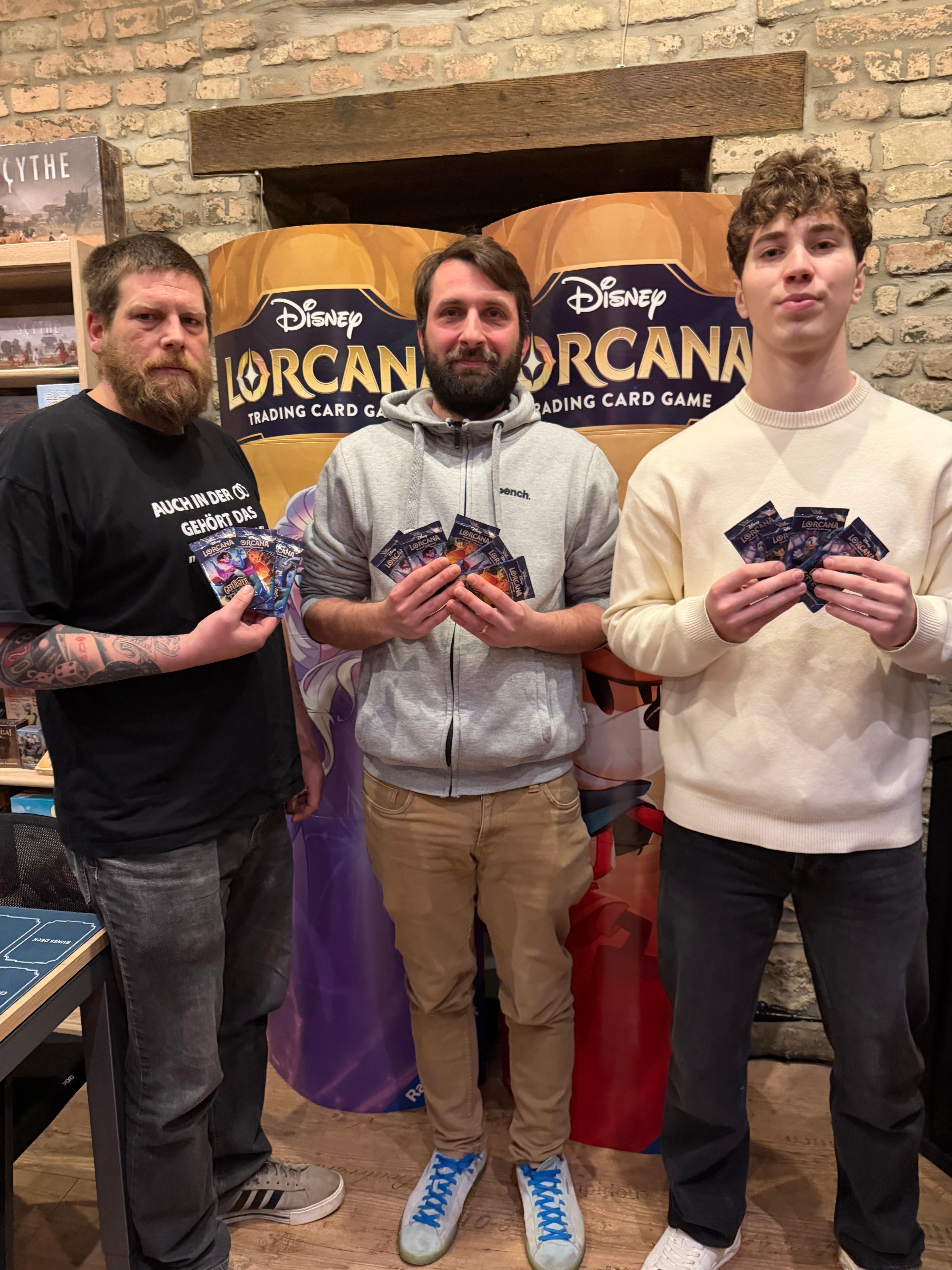 Friday Constructed KW52: Richard Scheurer (3. Platz), Marco Jantscher (1. Platz), Colin Fuchs (2. Platz)