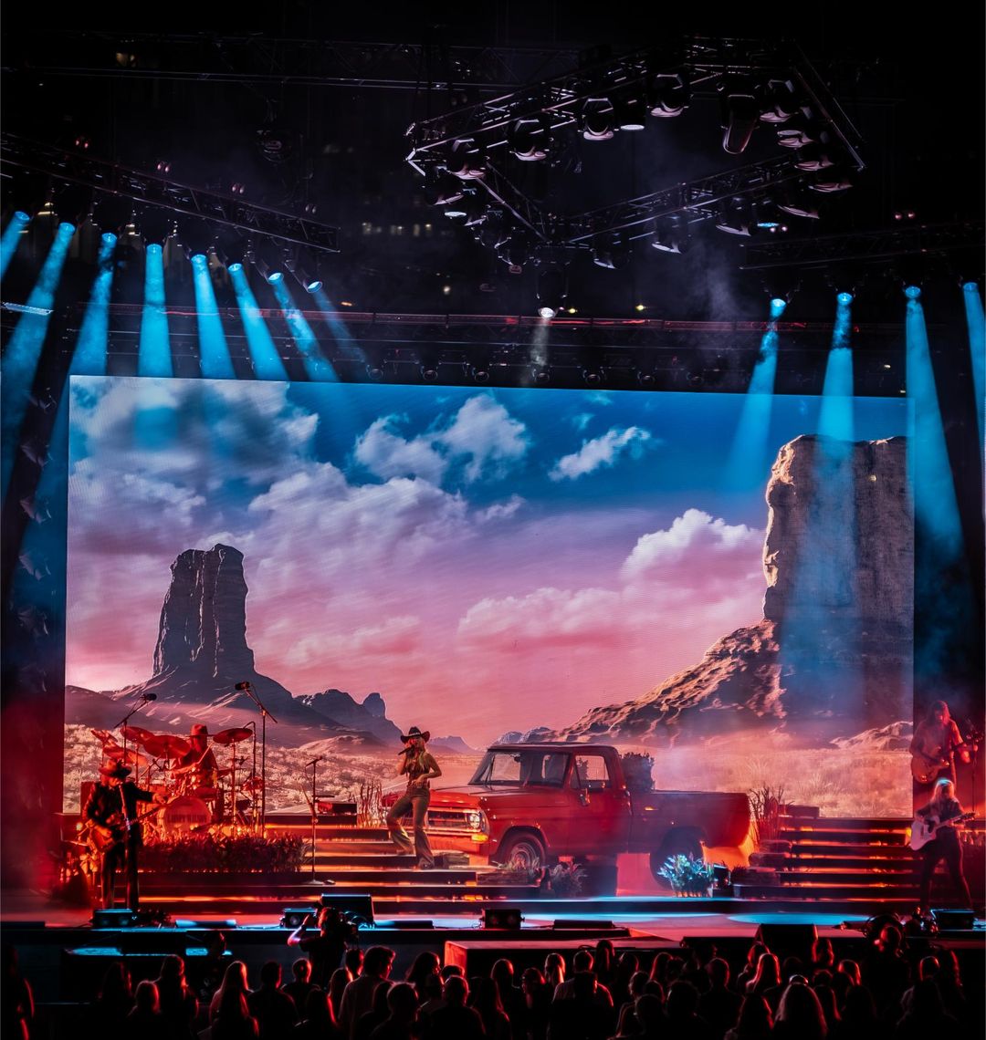 Whiskey Riff Goes Behind the Design of Country's Biggest Tours