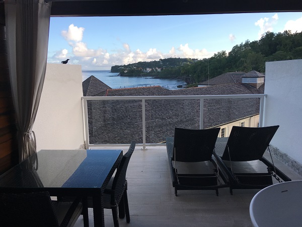 Sandals Regency la Toc balcony