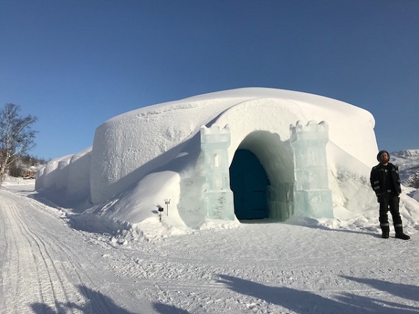 Snow Hotel