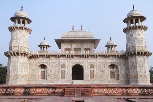 Tomb Of Itimad Ud Daulah