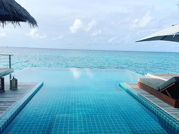 Finolhu Infinity Pool