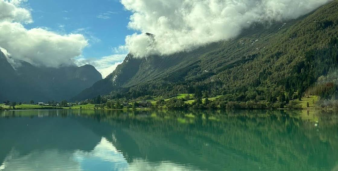 Find out all that P&O's fantastic Iona has to offer as she cruises from Southampton to Norway