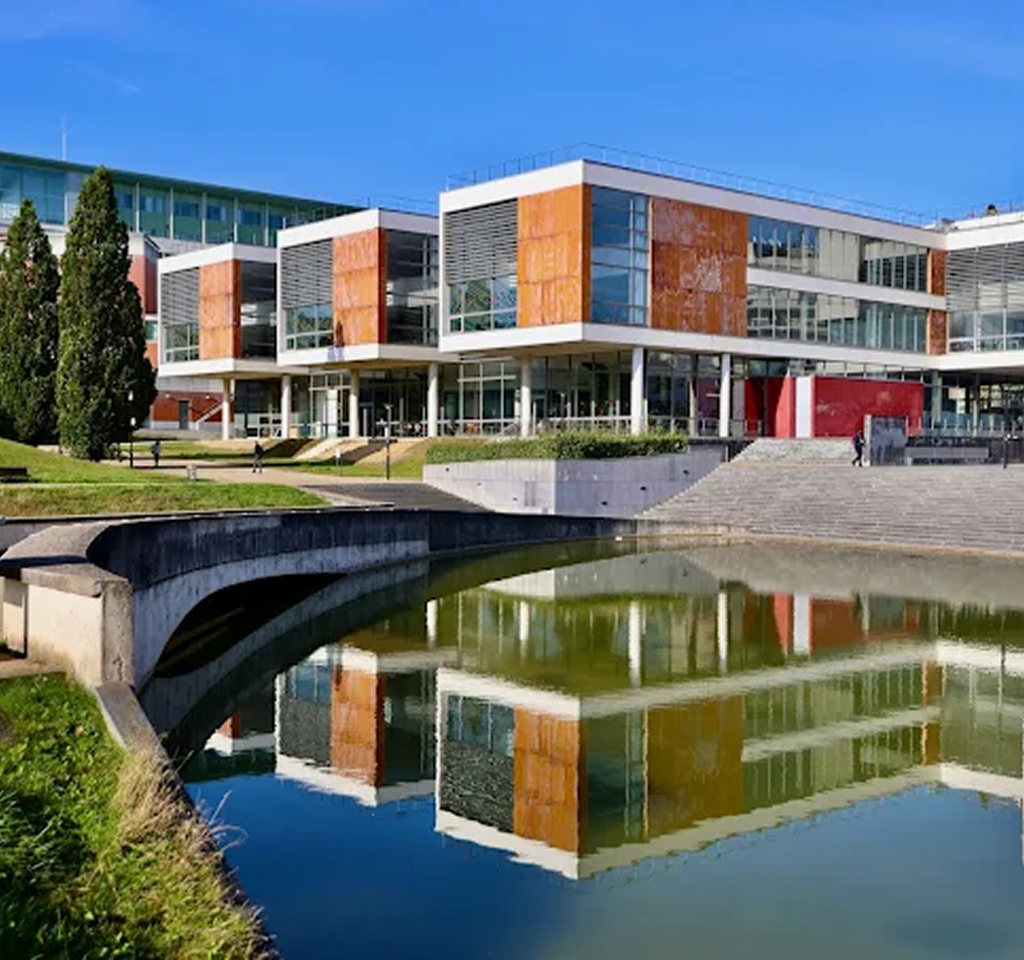 Trouver une alternance après la rentrée : c'est possible !