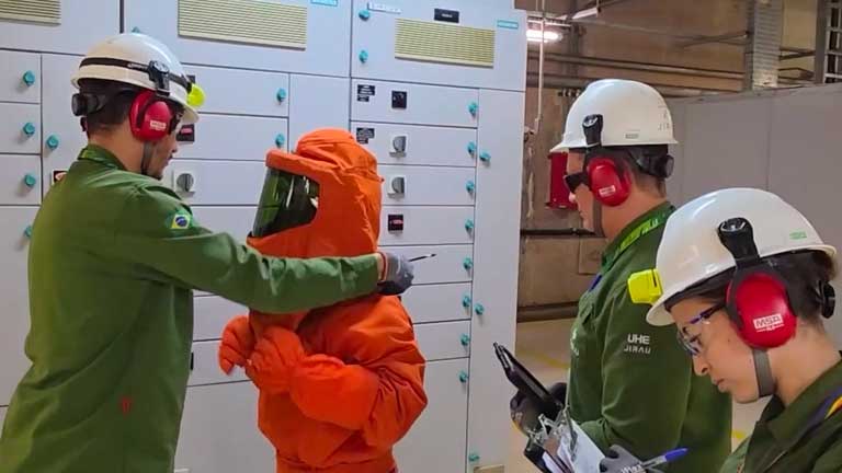 A Day in the Life of Hydropower - Jirau Energia