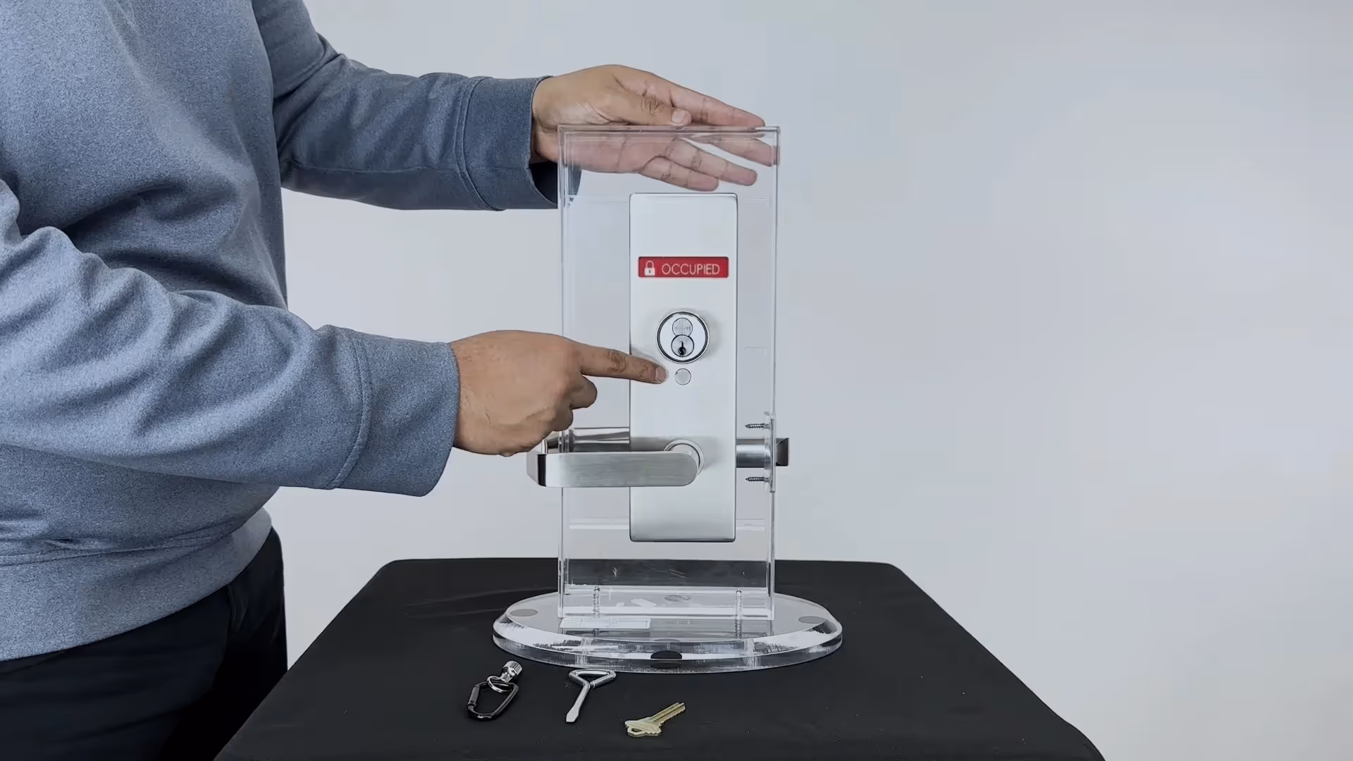 Aegis LIC-SLM 626 Finish with Function F115 Faculty Privacy on Red "Occupied" Status