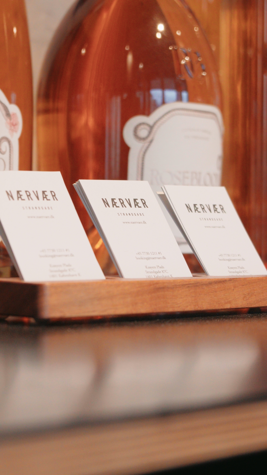 Cozy restaurant interior with pampas grass and natural light