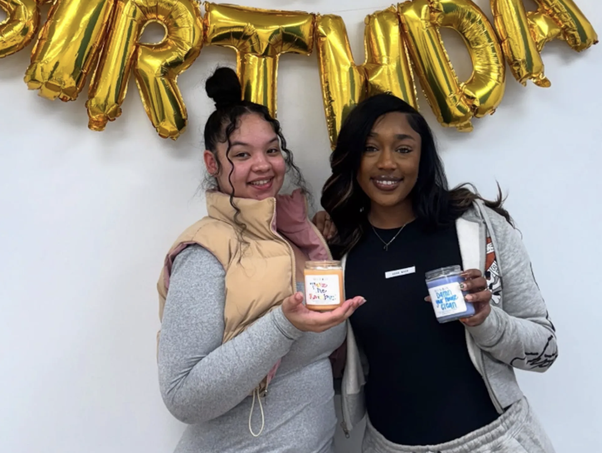 Unforgettable Houston Group Activity to Host a Creative Soap, Candle, or Aromatherapy Workshop with Blumoon Scents