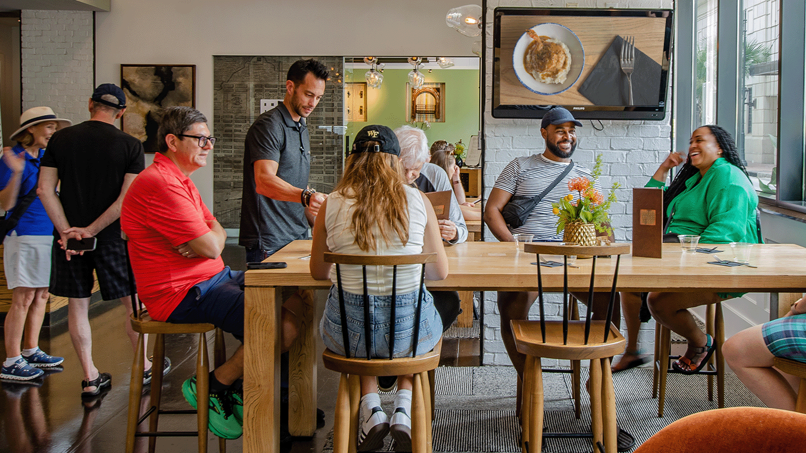 Savannah Taste Experience: Food Tours, Cocktail Walks, and Local Flavors Delivered Right to Your Door