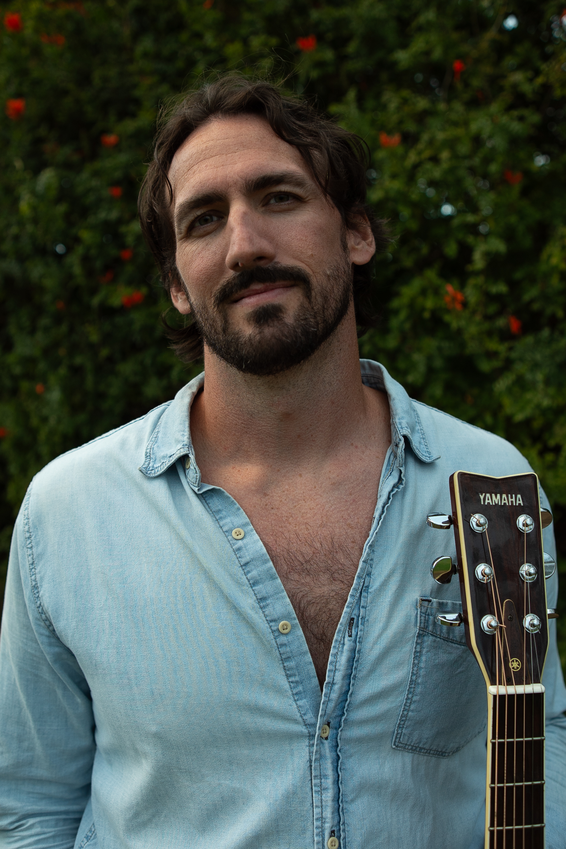 A Live Guitarist Who Plays Whatever Your San Diego Trip Needs Him To