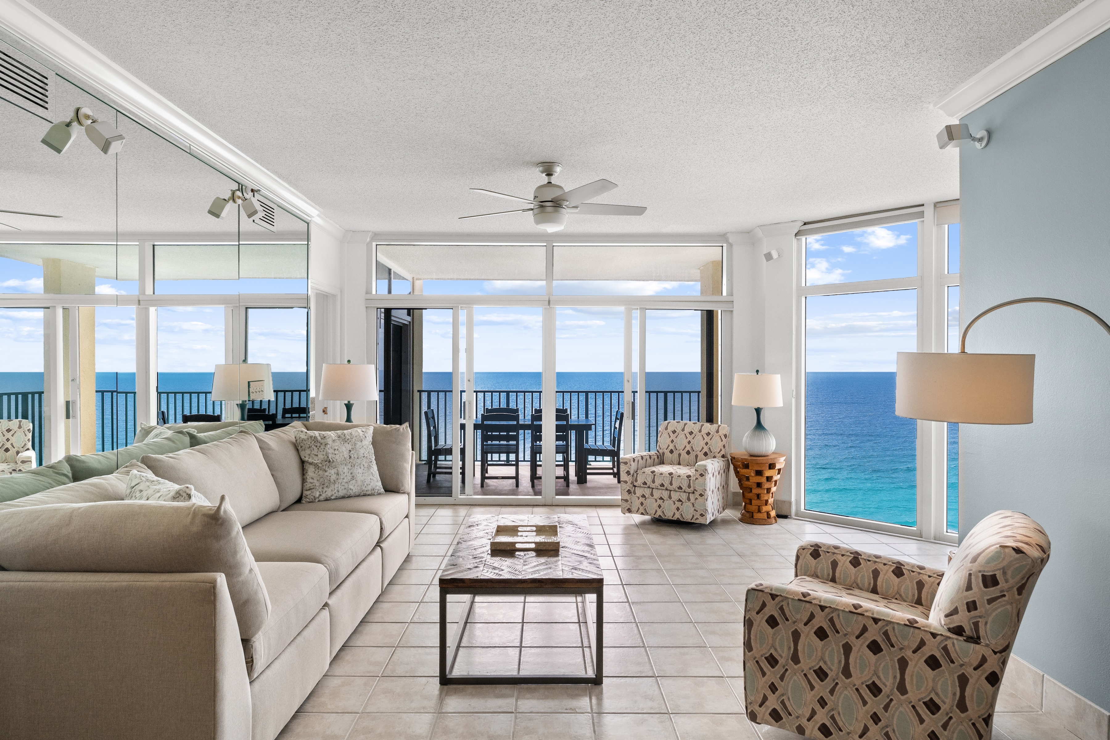 Forever Destin Beach Rentals Has the Bachelorette Houses Your Whole Crew Can Actually Fit In