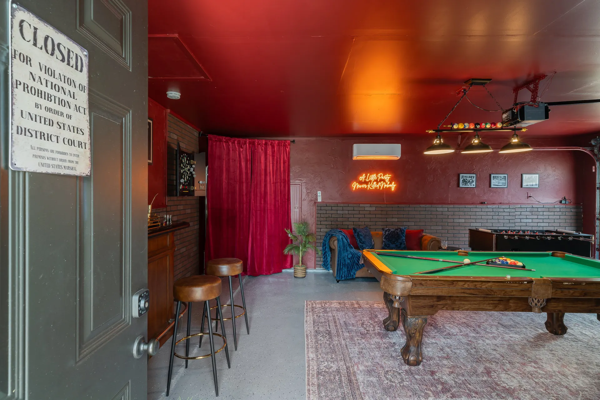 Across the Street From a TV-Famous Cowboy House, a 1920s Speakeasy Is Hiding in Plain Sight