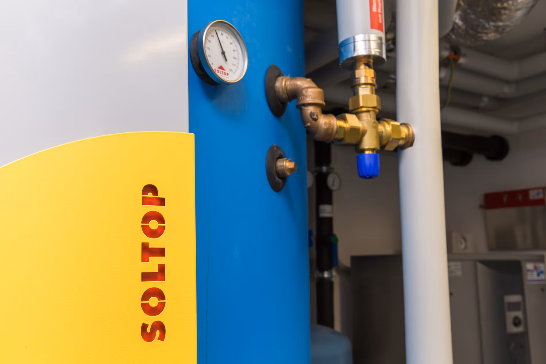 Minergie-Mehrfamilienhaus Stadel