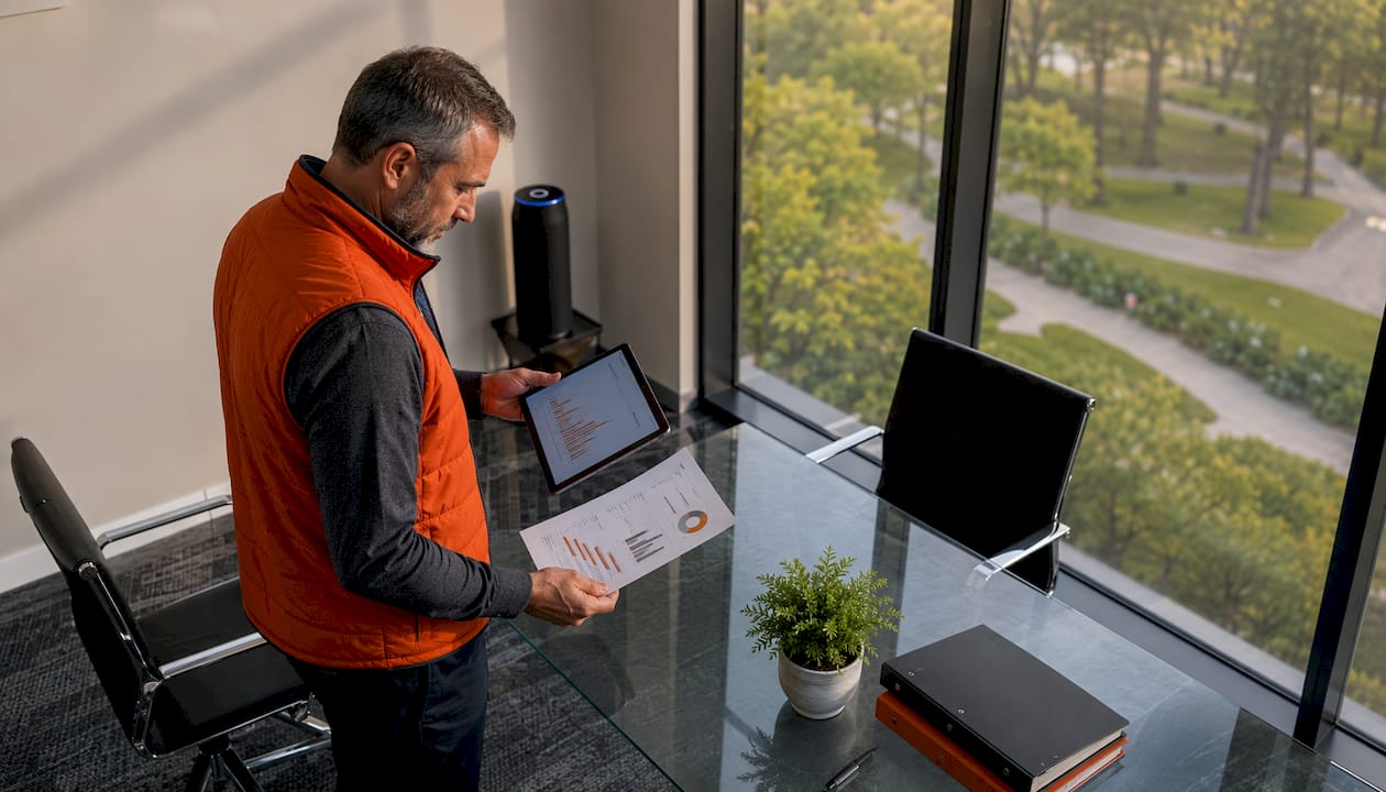 Why Track Fleet Emissions: ROI, Compliance & Savings