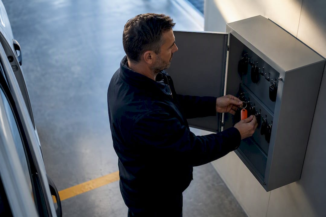 Fleet Managers: Legal + Device Checklist to End Off Hours Tracking