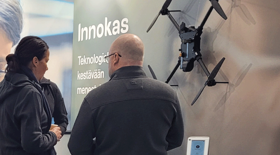 Innokas expo devices showcasing a drone